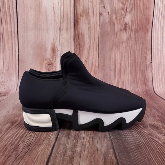 iRi NYC Womens Size 5.5 WES Black Outline Low Top Sneaker - Picture 3 of 15